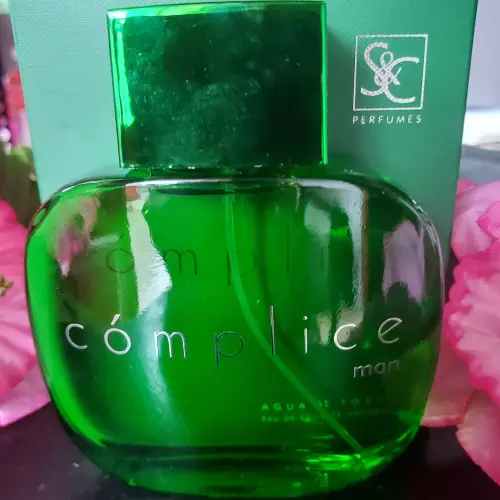 Perfume Cómplice — imagen 2