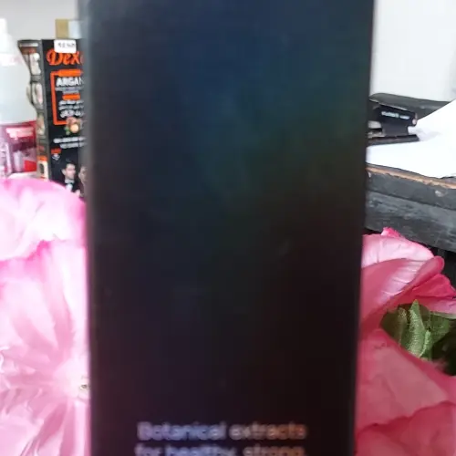 Champú de aceite de oliva Nutri Hair — imagen 2
